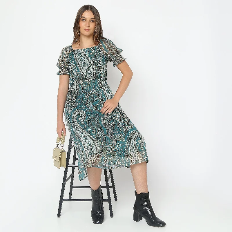 Regular Fit Printed Dress