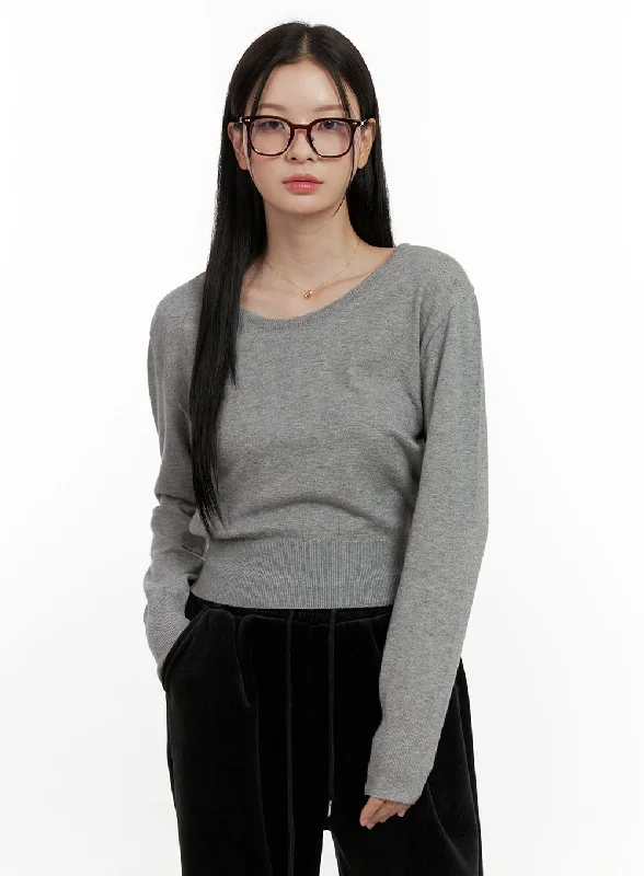 Solid U-Neck Cropped Sweater ON408