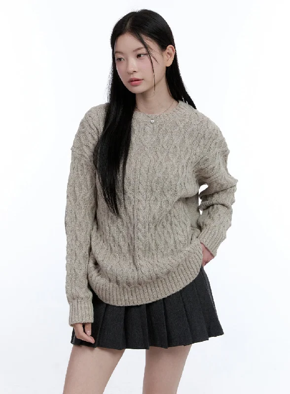 Cable Round-Neck Sweater OO429