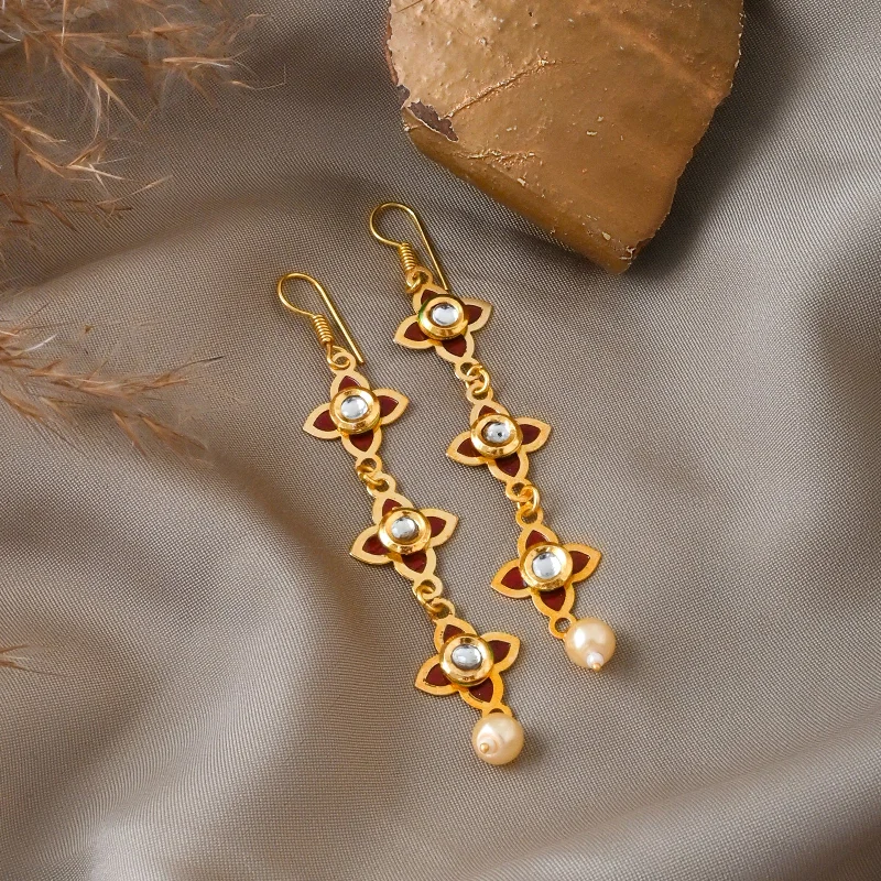 Teejh Tvarita Maroon Gold Earring